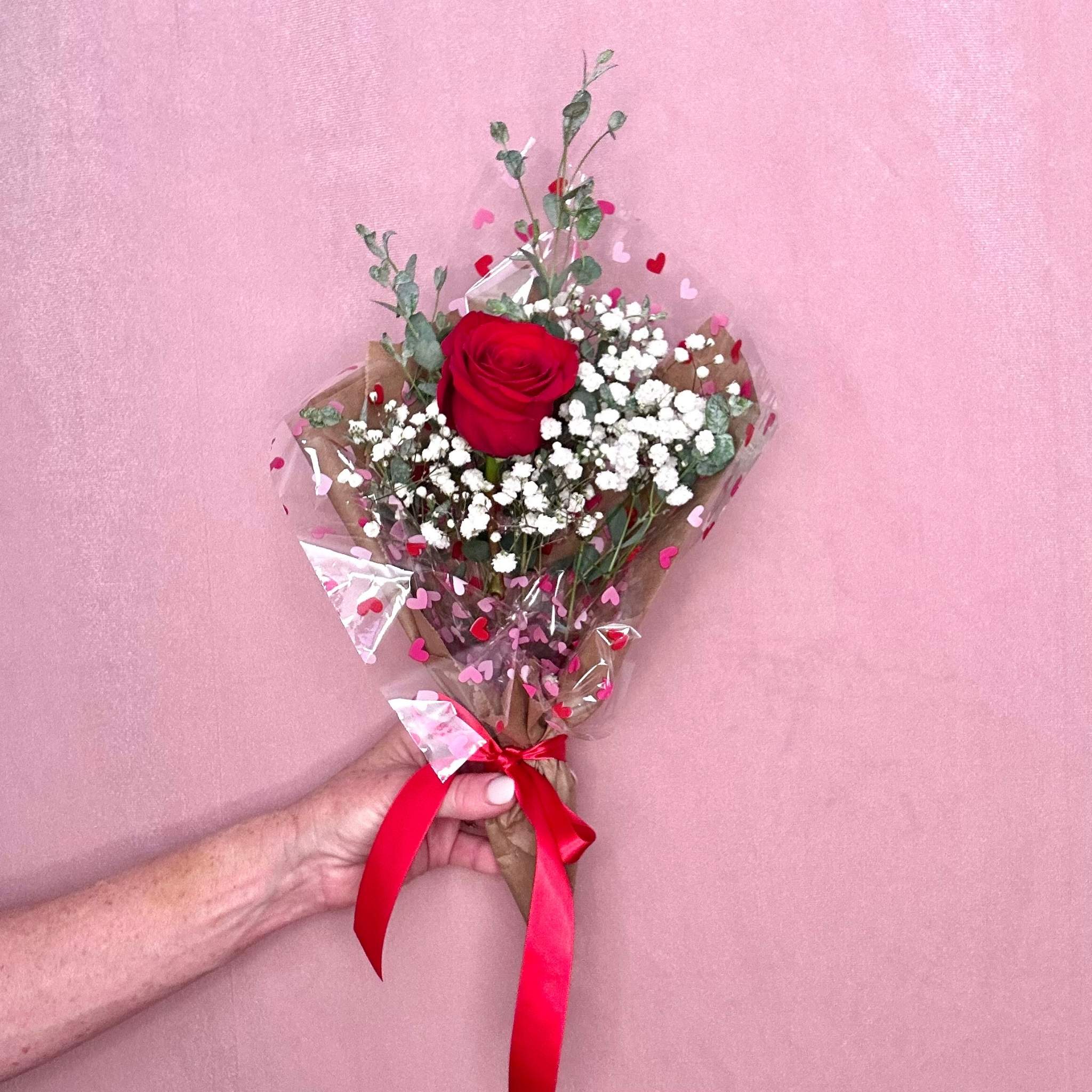 Rose Wrappée Wrapped Single Rose – Ruthie’s Flowers